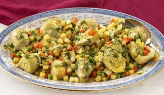 Lime Spiced Mini Tostada with Guacamole Topper