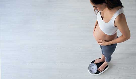 Pre-pregnancy Body Mass Index is associated with maternal morbidity and mortality risk