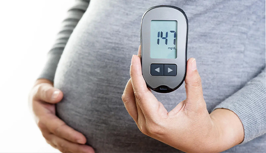 Lower or higher glycemic criteria for gestational diabetes diagnosis